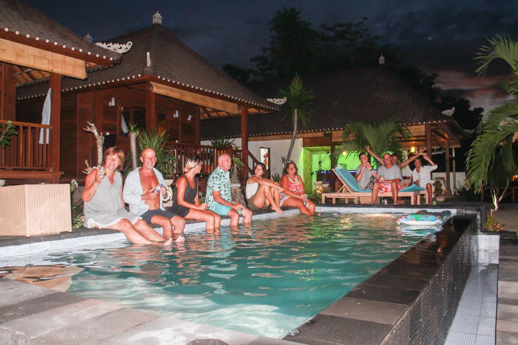 Отель Seaside Huts Lembongan Экстерьер фото